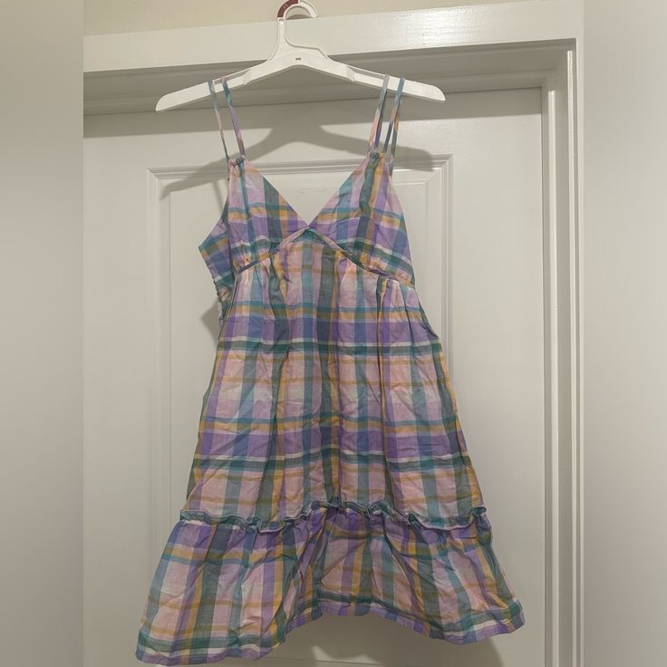 Never Worn. Size M. Plaid Sundress Midi Dress For Summer, Summer Vacation Plaid Midi Dress, Cute Summer Plaid Mini Dress, Plaid Midi Dress For Summer Day Out, Casual Plaid Mini Dress For Summer, Cute Cotton Midi Summer Dress, Cute Cotton Midi Dress For Summer, Vacation Sleeveless Plaid Mini Dress, Plaid Sleeveless Mini Dress For Vacation