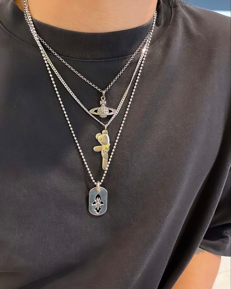 Necklace Street Style, Vivienne Westwood Mens Necklace, Chains Aesthetic, Pretty Flacko, Dope Jewelry Accessories, Dope Jewelry, Men's Necklace, Jewelry Inspo, Pretty Jewellery