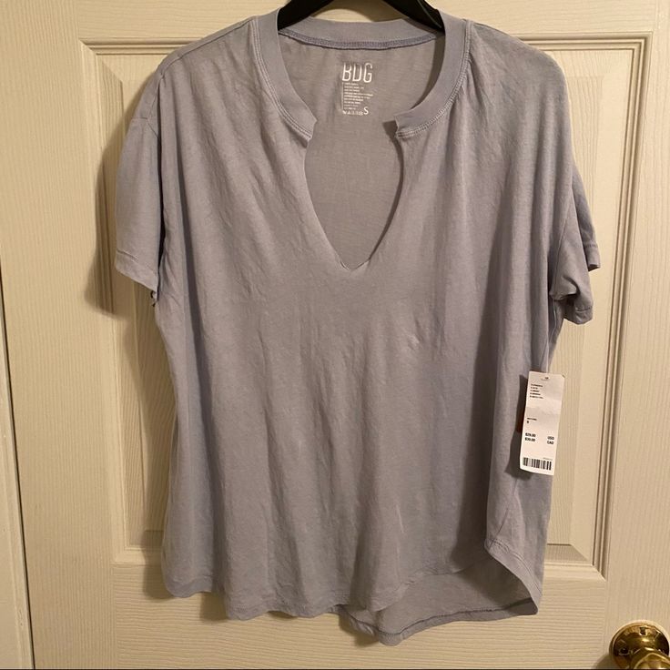 Gray Bdg Urban Outfitters Thin Oversized Small Short Sleeve Shirt. 100% Cotton. New With Tags. Bdg Shirt, Bdg Urban Outfitters, Urban Outfitters Tops, Short Sleeve Shirt, Sleeve Shirt, Urban Outfitters, Fashion Inspo, Womens Tops, Tags