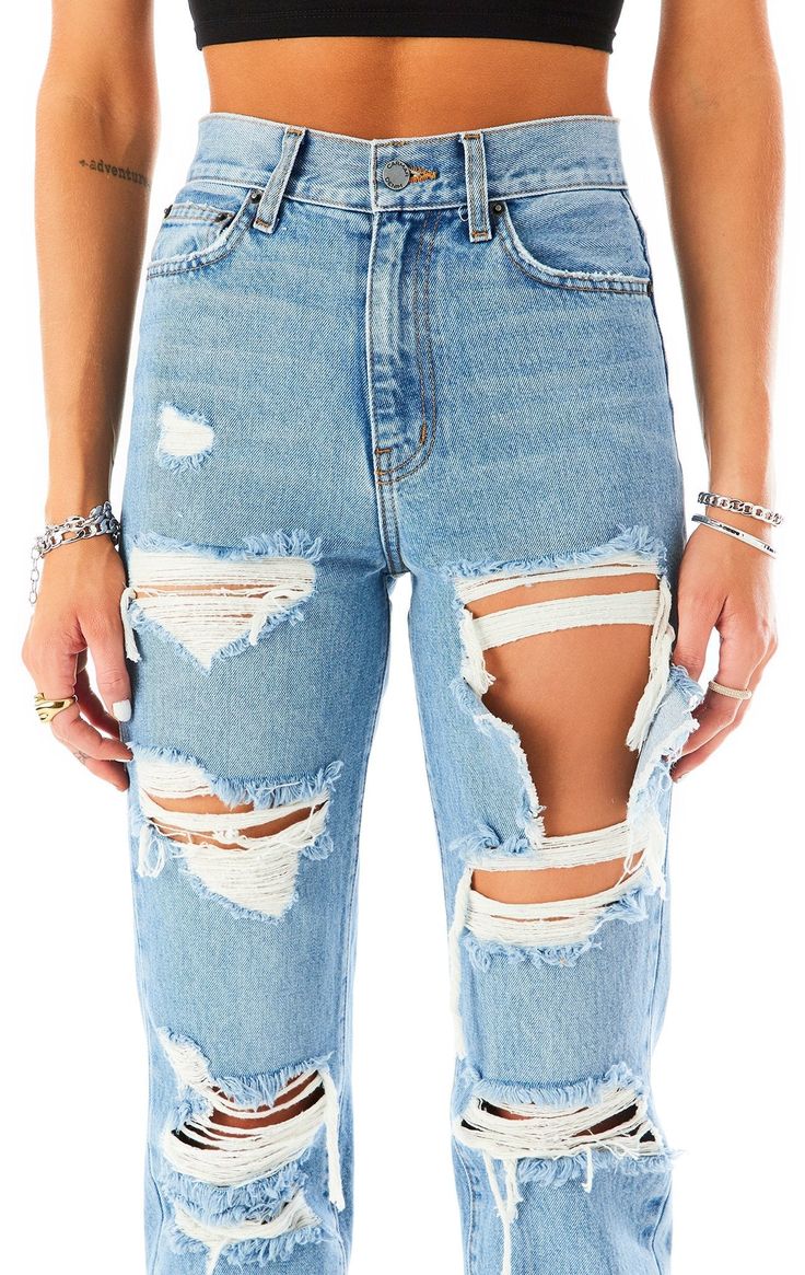 Distressed Denim Mom Fit Bottoms, Distressed Mom Fit Denim Bottoms, Distressed Medium Wash Mom Fit Bottoms, Distressed Mom Fit Medium Wash Bottoms, Medium Wash Distressed Mom Fit Bottoms, Back To School Clothes, Outfit Inspo Summer, Maxi Dress Pattern, Tank Top Straps