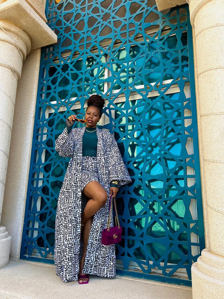 Ankara
Photography
Pose
Dubai
Nigeria
Ghana
Africa Ankara Church Outfit, Ankara Kimono Outfit, Kimono Ankara Styles, Kimono Ankara, Ankara Kimono, Ankara Outfits, Kimono Outfit, Ankara Fashion, Ankara Skirt