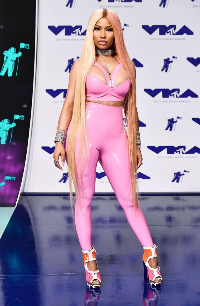 nicki hilton in pink latex at the vmas