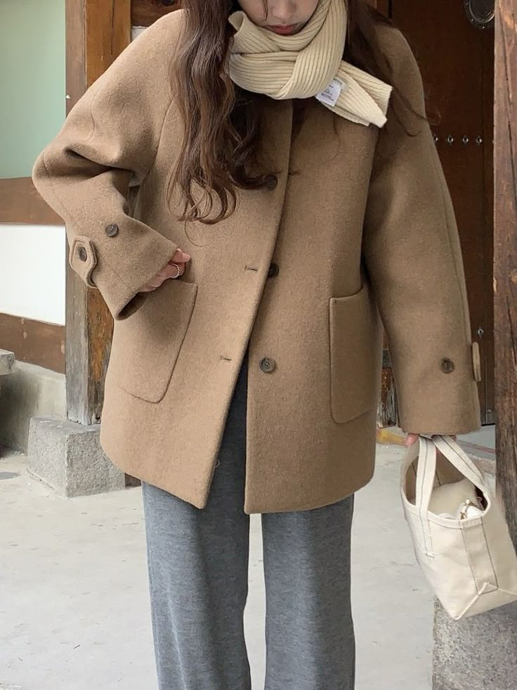 Winter Outfits Korean, Korean Winter Outfits, Chic Style Inspiration, Classic Thanksgiving, Thanksgiving Outfit Ideas, Cute Thanksgiving Outfits, What To Wear Fall, Thanksgiving Outfit Women, Korean Fashion Winter