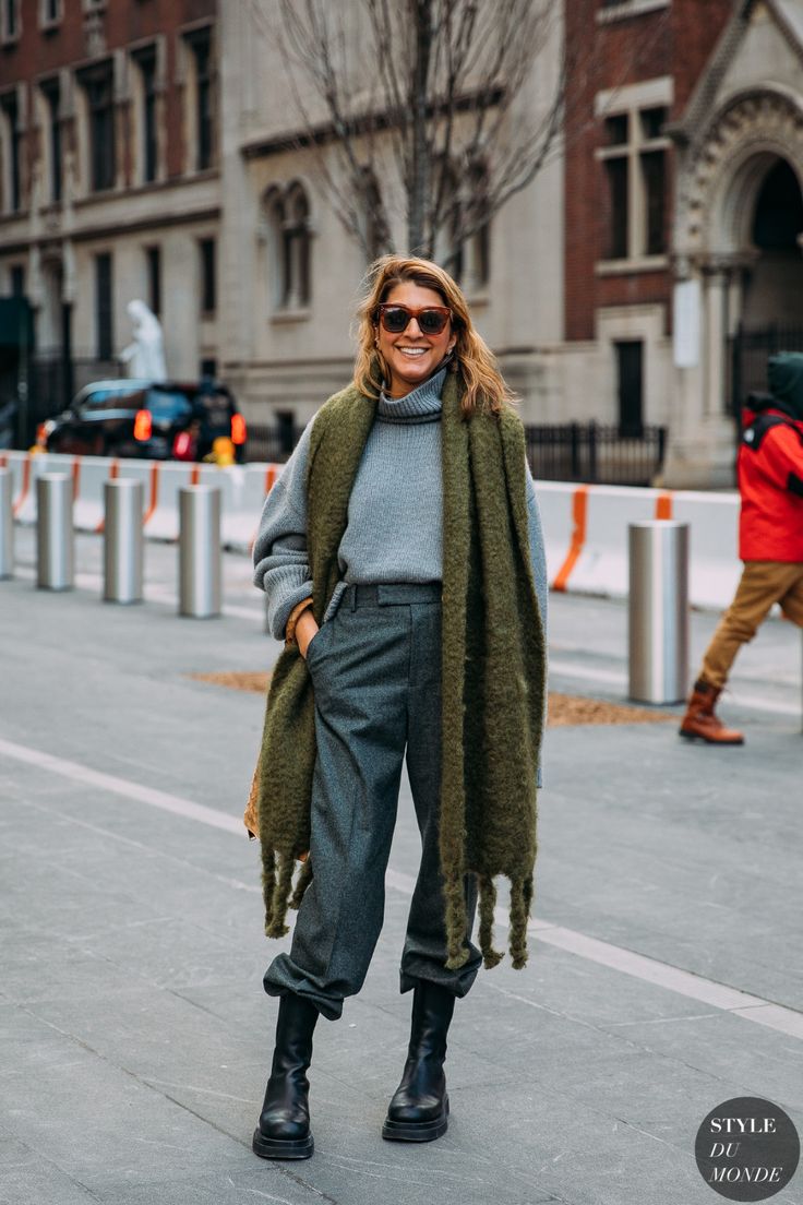 Ramya Giangola, New Year Look, Mode Dope, 2020 Street Style, Moda Hippie, New York Street Style, Nyfw Street Style, New York Fall, Street Style Winter