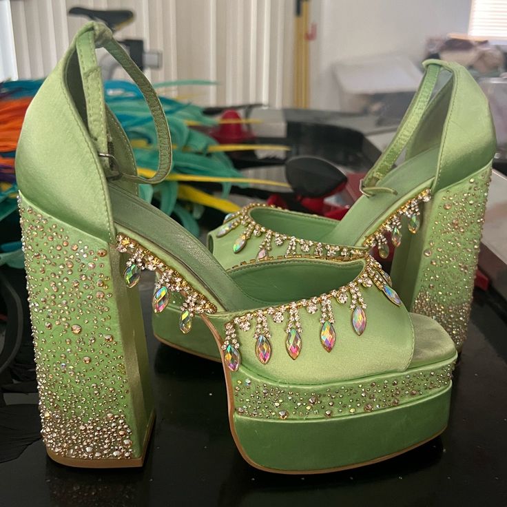 Hand Crystal Heels Only Worn On Time On Stage They Need A New Home ! Green Prom Heels, Sweet 16 Shoes, Blocked Heels, Prom Inspiration, Couples Halloween Outfits, Crystal Heels, Prom Heels, Green Heels, Couples Halloween