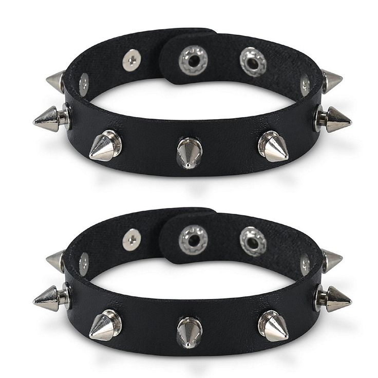 Adjustable Punk Bracelet For Streetwear, Adjustable Punk Bracelets For Streetwear, Punk Style Spiked Choker Jewelry, Punk Style Spiked Choker, Spiked Choker For Concerts, Spiked Choker For Concert, Concert Choker With Spikes, Trendy Adjustable Spiked Bracelets, Punk Leather Bracelet With Studs For Festivals