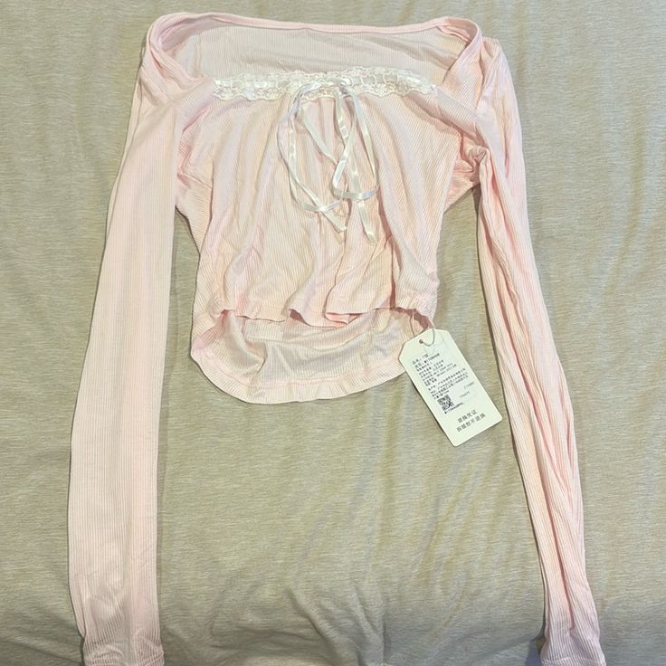 Never Worn. No Stains/Tears. Feminine White Tops For Fall, Cute Stretch Tops For Spring, White Crop Top For Loungewear In Spring, Trendy White Long Sleeve Top For Summer, Trendy White Long Sleeve Summer Top, Spring Cotton Shirt For Loungewear, Trendy Cotton Tops For Spring, Cute Long Sleeve Tops For Spring, Feminine Crew Neck Top For Loungewear