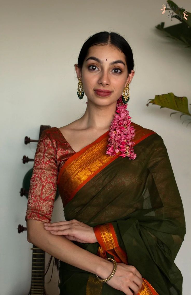 Shreema Upadhyaya, Barbie Styles, Saree Inspiration, Green Sari, Corset Fashion Outfits, Indian Wedding Gowns, Saree Looks, Indian Fashion Jewellery, Fashionable Saree Blouse Designs