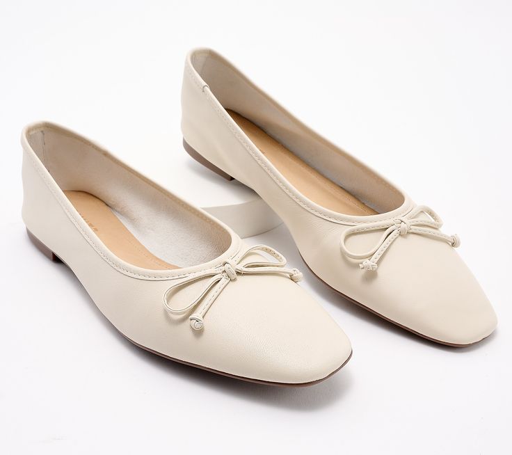 This season, the ballet flat is back and chicer than ever with a modern square-shaped toe. This versatile flat will ground any look, from casual denim to day dresses, with a touch of easy elegance. From Schutz. Elegant Square Toe Flats For Everyday, Elegant Everyday Flats With Square Toe, Classic Square Toe Flats For Everyday, Elegant Square Toe Ballet Flats Medium Width, Spring Office Beige Ballet Flats, Chic Ballet Flats For Everyday, Chic Fitted Ballet Flats For Everyday, Trendy Fitted Flats For Spring, Classic Summer Pointed Toe Flats With Flat Heel