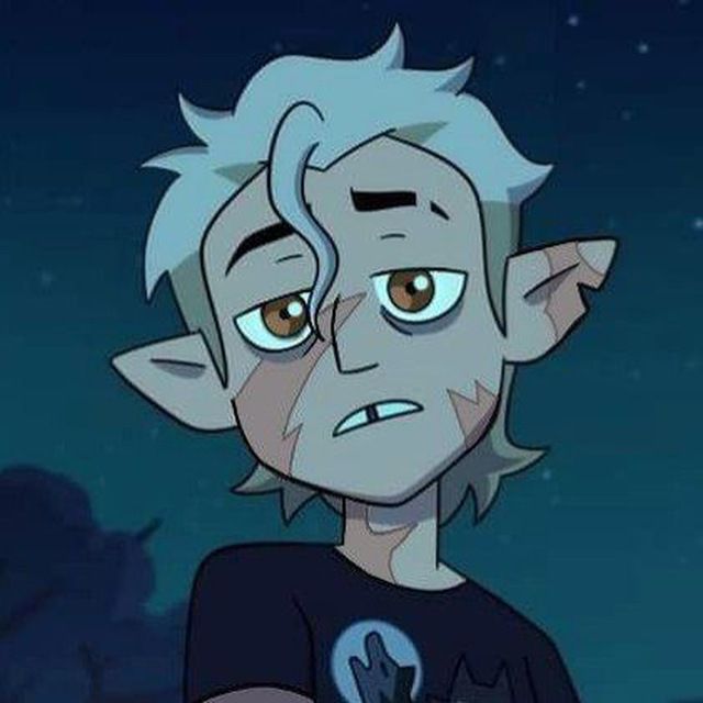 an animated character with white hair and blue eyes in front of a night sky background