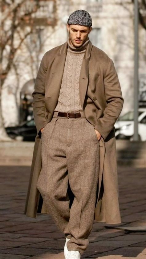 Casual Suit Style Men, Mens Coat Fashion, Men’s Scandinavian Winter Fashion, Winter 2024 Mens Fashion Trends, Formal Dresses For Men Colour Combo, English Outfit Men, Monochromatic Mens Fashion, Church Men Outfit, Bald Man Style Outfit