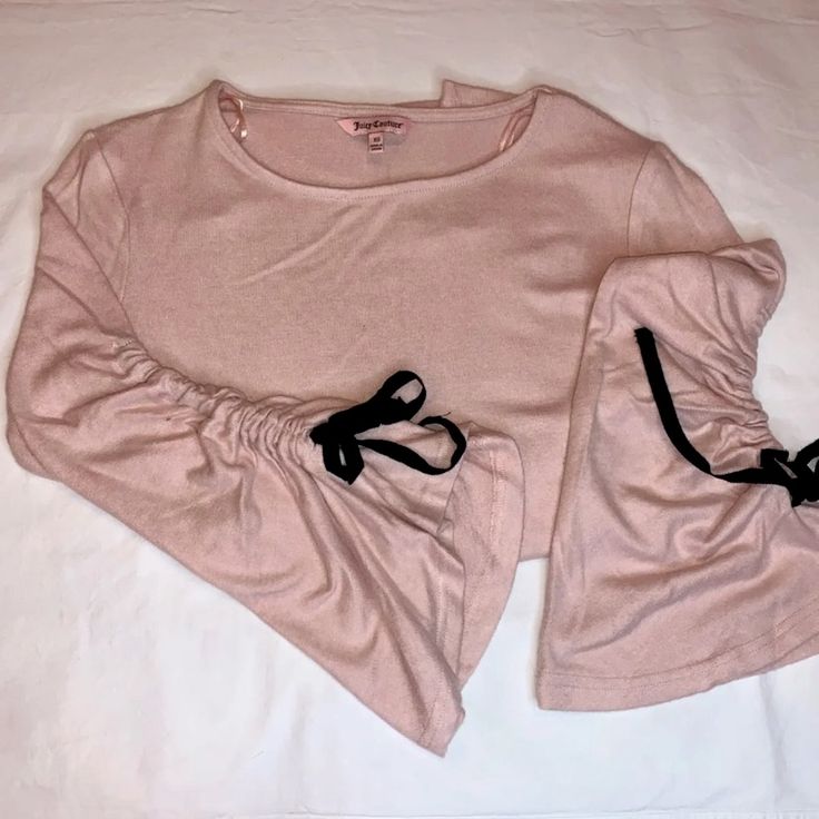 Cinched Sleeve Sweater Nwot Light Pink Juicy Couture Tags- Urban Outfitters Forever 21 Christmas Presents Gift Holiday Black Friday Cyber Monday Trendy Trends Pink Long Sleeve Top For Night Out, Chic Pink Tops For Loungewear, Pink Winter Top For Night Out, Winter Pink Top For Night Out, Pink Top For Winter Night Out, Pink Tops For Night Out In Winter, Feminine Tops For Winter Loungewear, Pink Juicy Couture, Sweater Sleeves