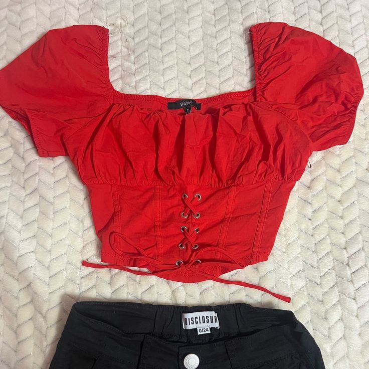 The Color Is Between Red And Orange Depending On The Lighting And It Fits Almost Like A Crop Top Lace Bralette Top, Crop Top With Jeans, Sheer Tank Top, Clothing Boxes, Bralette Crop Top, Red And Orange, Sweater Tank Top, Bralette Tops, Urban Outfitters Women