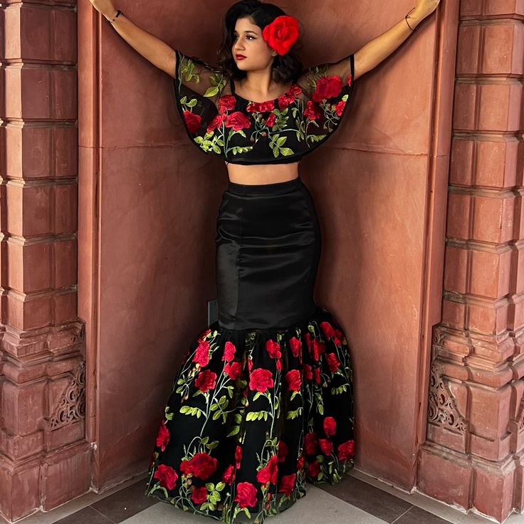 Taffeta Fabric A Little Stretch Include Rebozo Mariachi Dress, Mexican Dresses Traditional, Mexican Fancy Dress, Mexican Traditional Clothing, Charro Outfit, 50s Dress Pattern, Mexican Style Dresses, Mom Dresses, Green Knit Dress