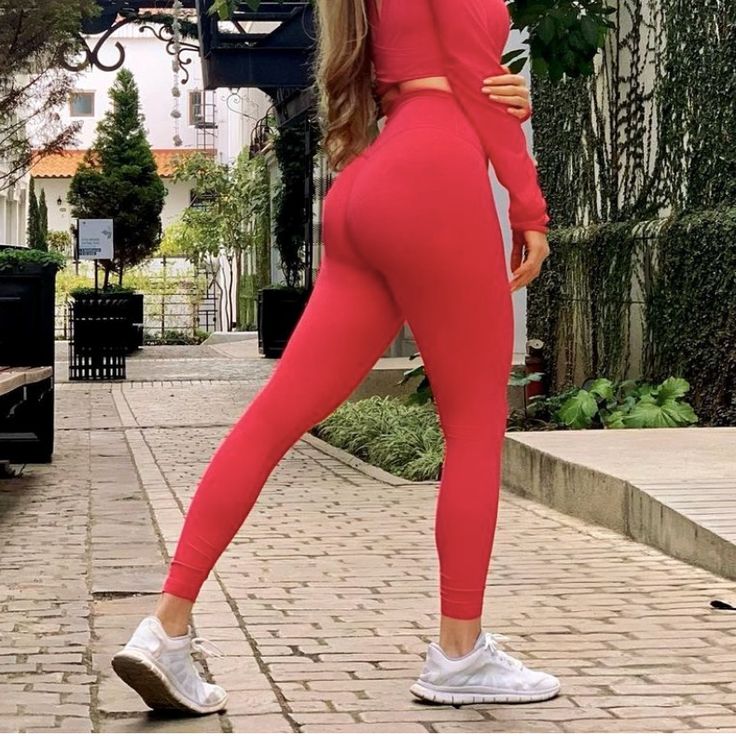 Gymshark Whitney Simmons V2 Rib Waist Leggings- Cyber Red. Size Small. Nwt. Red Sportswear Bottoms For Gym, High Stretch High Waist Red Pants, High Waist Red Gym Bottoms, High Waist High Stretch Red Pants, High Waist Tight Red Activewear, Red High Waist Tight Activewear, Red Tight High Waist Activewear, Red Tight Workout Pants, Tight Red Workout Pants