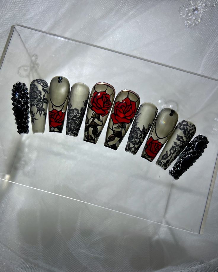 Emo Nails Acrylic Coffin Long, Gothic Red And Black Nails, Gothic Nails Acrylic, Romantic Goth Nails, Catrina Nails, Nail Shape And Length, Rose Nail Design, Black Lace Pattern, Stained Glass Rose