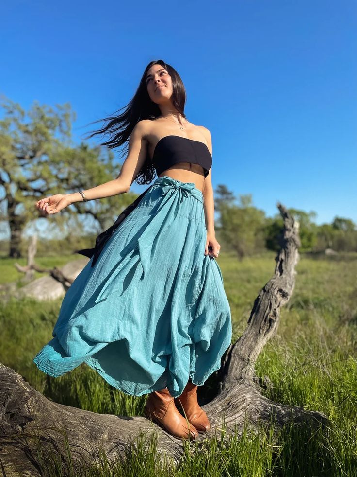 Women's Convertible Boho Long Maxi Skirt, 100% Cotton Clothing – Cotton Flower Clothing Skirt Drape, Bohemian Style Skirts, Gauze Clothing, Skirt With Bow, Skirt Draping, Outdoor Girls, Comfortable Skirts, Witch Fashion, Western Outfits Women