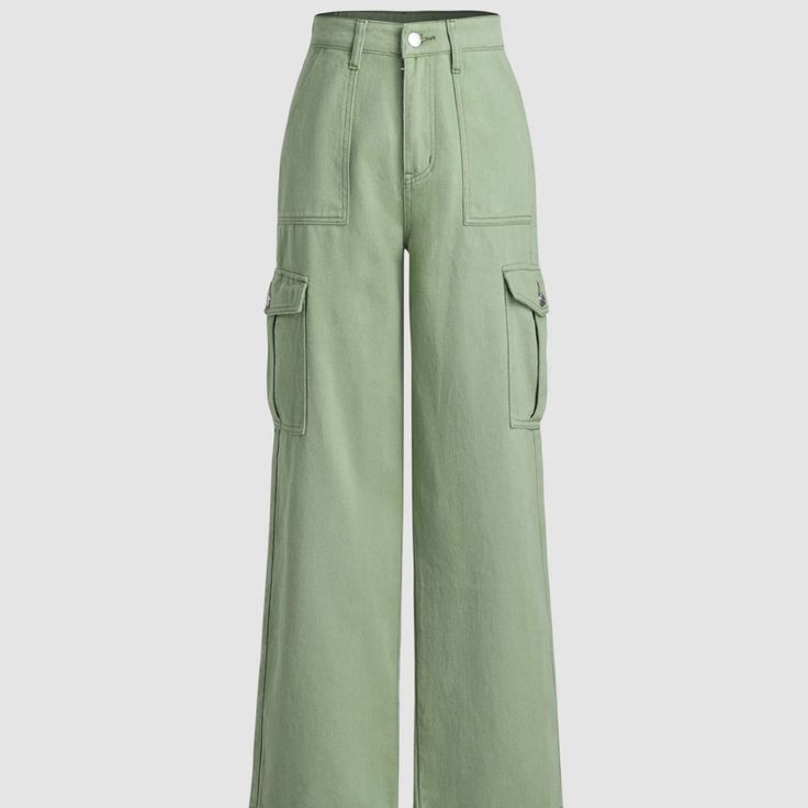 Green Women’s Cargo Pants, Multiple Useable Pockets, Size Large, Never Worn In Excellent Condition! Pants Png, Green Cargo Pants, Halter Tank Top, Green Cargo, Y2k Outfits, Green Pants, Fitted Trousers, Cargo Jeans, Trendy Clothes For Women