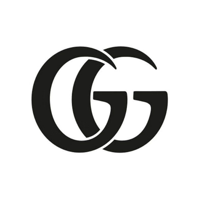 the letter g is made up of two overlapping letters, one black and one white