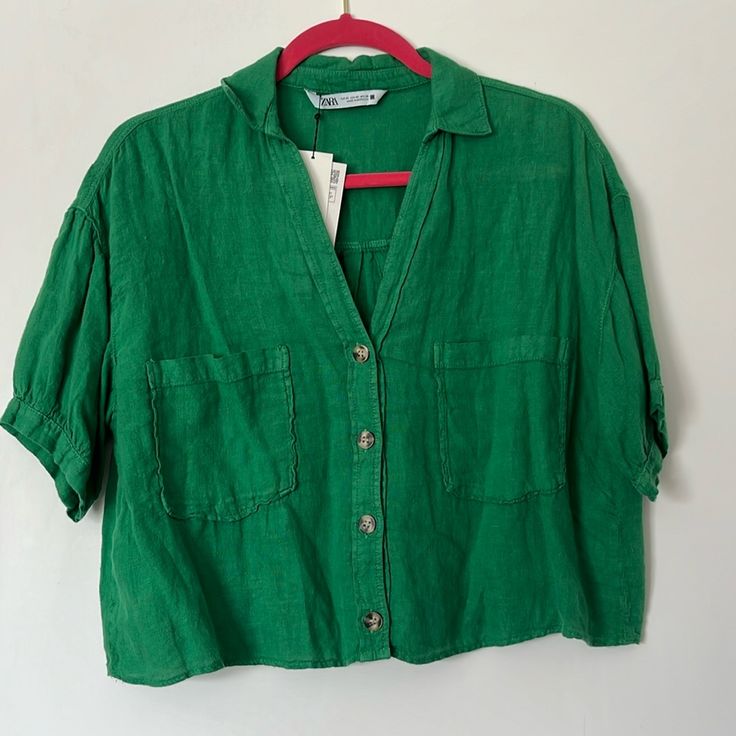 Brand New With Tags. Size Xs. Measures Approximately 22��” Pit To Pit And 19” In Length. Casual Green Zara Shirt, Green Buttoned Top For Day Out, Green Button Top For Day Out, Green Buttoned Shirt For Day Out, Green Shirt With Buttons For Day Out, Zara Green Button-up Shirt, Zara Green Blouse With Buttons, Zara Short Sleeve Tops With Buttons, Zara Casual Cropped Blouse