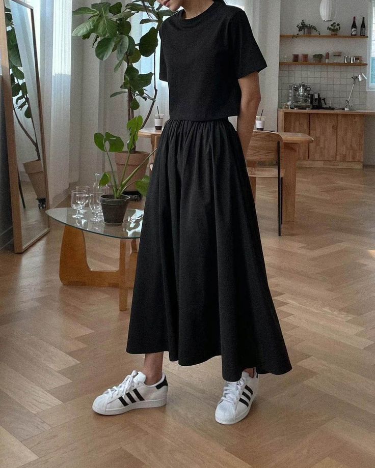 Richly textured, full pleated skirt.  *on backorder, please allow 1-2 weeks to ship*  -  X-Small fits sizes 24"-25', Small fits sizes 25"-26", Med fits sizes 27"-28"-  Midi to long length-  Side slit pockets -  Small waist 26", length 34.5", Med waist 27.5", length 35"-  Polyester 100%-  Dry clean or machine wash cold Long Midi Skirt Outfit, Midi Skirt Outfit Summer, Long Black Skirt Outfit, Midi Skirt Outfits Summer, A Line Skirt Outfits, Skirt Outfit Casual, Skirt Outfit Summer, Black A Line Skirt, Black Skirt Outfits