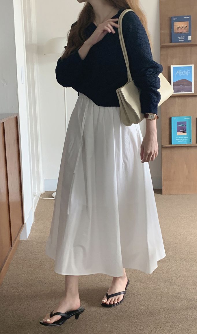 Aesthetic Korean Fashion, Rok Outfit, Fashion Outfit Ideas, Aesthetic Korean, Everyday Fashion Outfits, Casual Day Outfits, Hijab Fashion Inspiration, Classy Work Outfits, Japanese Outfits