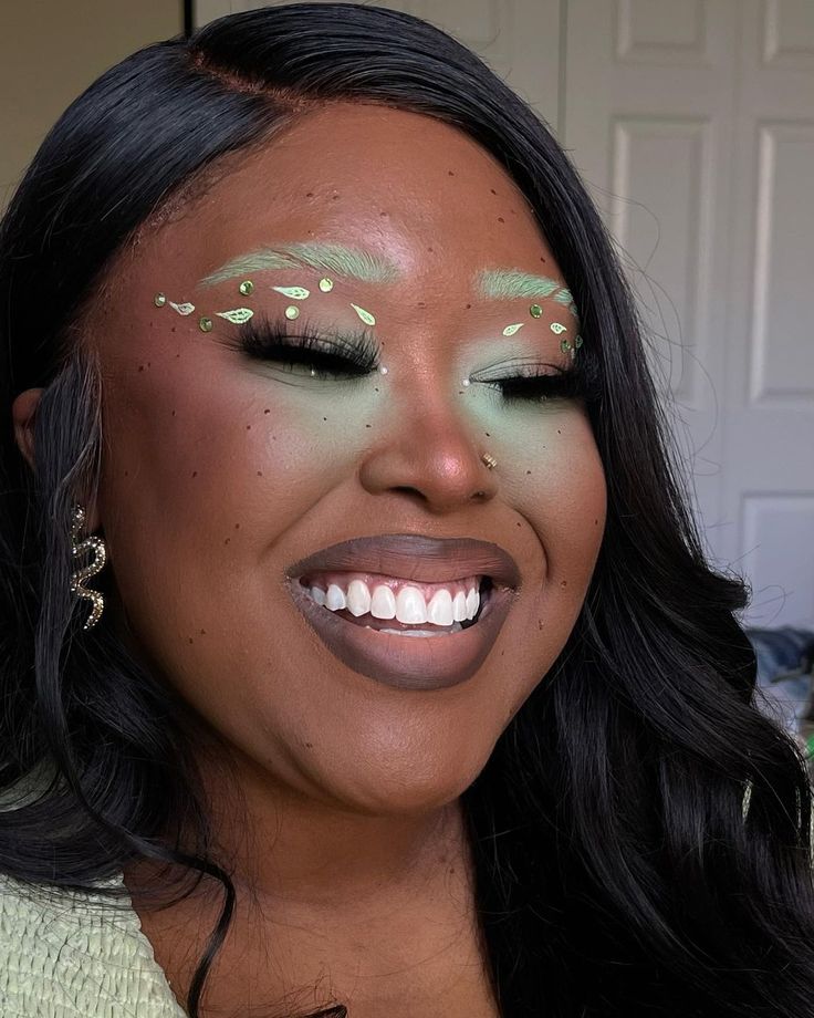 Taj on Instagram: “Eden🍃 @naezrahlooks is the fuckin goat *brands may not repost without my express consent* ——————————————————————————- Some products are…” Forest Nymph Makeup, Nymph Makeup, Melanin Makeup, Forest Nymph, Yee Yee, Fairy Folk, Dream Makeup, Nice Face, Makeup 101