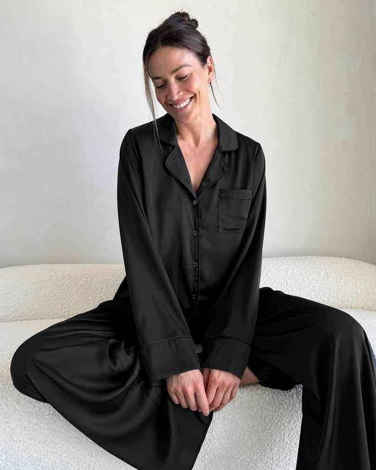 Black Black Silk Pyjamas, Black Satin Pajama Set, Goth Pjs, Black Silk Pajamas, Silk Pj Set, Silk Loungewear, Pajamas Aesthetic, Silky Pajamas, Satin Pj Set