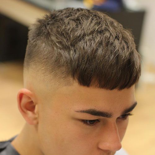 Boy hair Low Bald Fade, New Men Hairstyles, Caesar Haircut, French Crop, Short Haircuts For Men, Crop Haircut, Crop Hair, Mens Haircuts, Trendy Short Haircuts