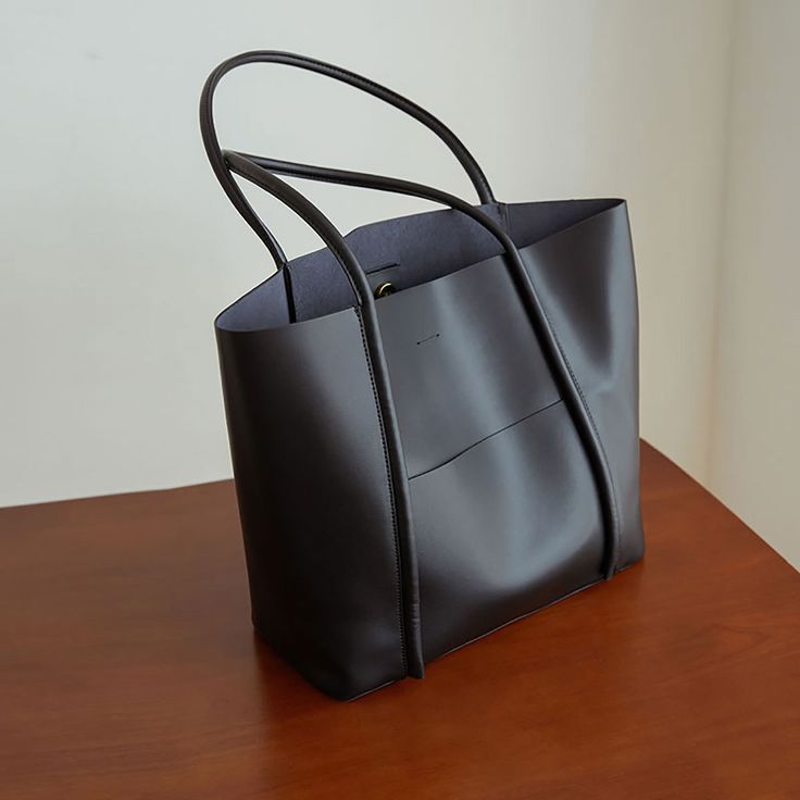 Free U.S. shipping. Style:  , color:Black, suite for season：Summer, Autumn, Winter ，School, Travel, Work, Material Genuine Leather, Black Leather Large Tote Bag With Inner Pouch Handbags For Work Handbags For Work, Modern Handbag, Retro Shoulder Bag, My Style Bags, Genuine Leather Totes, Leather Handbags Women, Fancy Bags, Lunch Bags, Pretty Bags