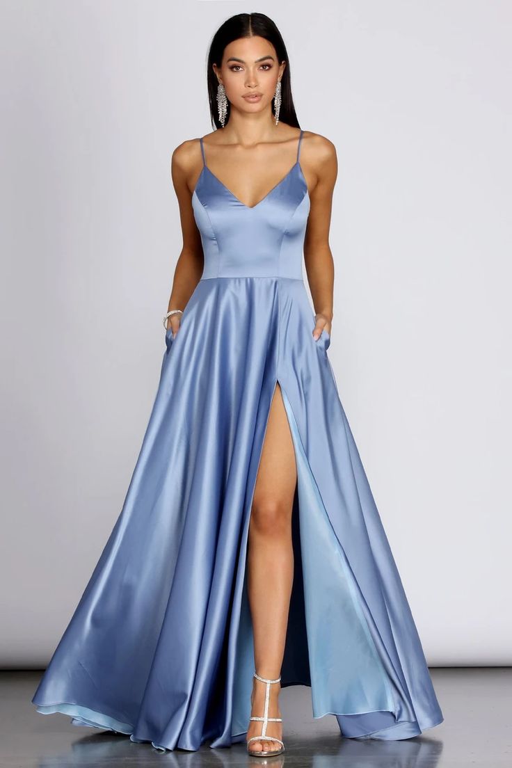 Trendy Prom Dresses, Snake Print Dress, Cute Prom Dresses, Raquel Welch, Pretty Prom Dresses, Grad Dresses, Prom Outfits, Hoco Dresses, Prom Dresses Blue