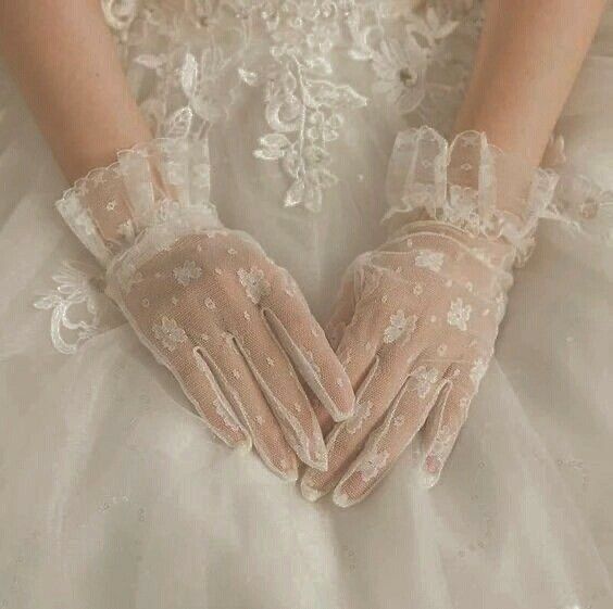 Gloves Aesthetic, Princess Core, Julia Quinn, Lace Gloves, Princess Aesthetic, + Core + Aesthetic, Black Queen, Character Aesthetic, White Aesthetic