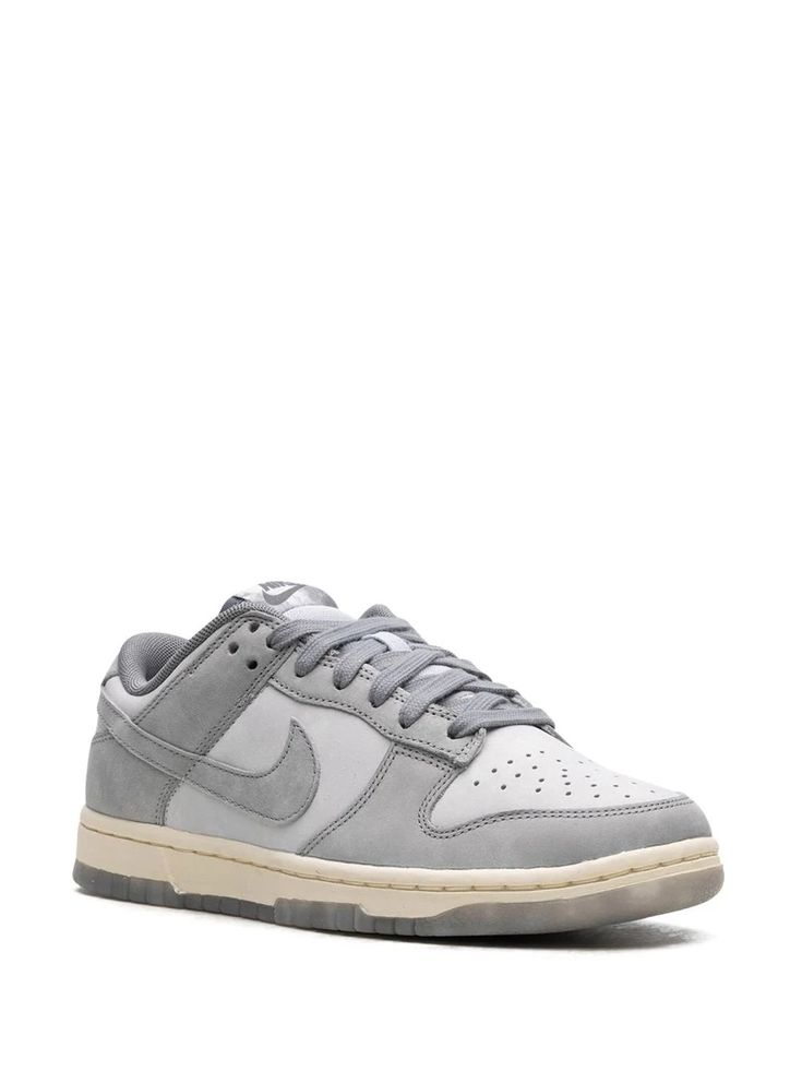 Nike Dunk Low "Cool Grey" Sneakers - Farfetch Cool Sneakers, City Dress, Grey Sneakers, Swoosh Logo, Iconic Bags, Fine Watches, Sneakers Grey, Summer Beach Wear, Nike Dunk Low