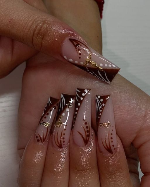 Brown Y2k Nails, 90s Nails, Brown Acrylic Nails, Brown Y2k, Colored Acrylic Nails, Y2k Nails, Dope Nail Designs, Soft Nails, Unique Acrylic Nails