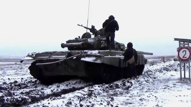 After a week of talks with the West, Russian TV showed tank exercises close to the border with Ukraine