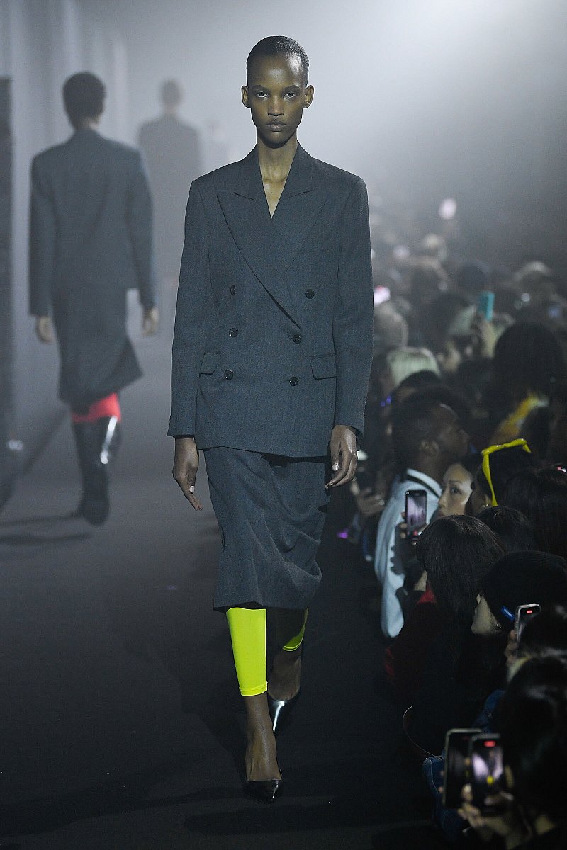 Raf Simons Frühjahr/Sommer 2023 - Pret-a-porter - 1