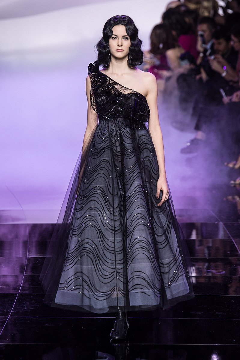 Armani Privé Spring-summer 2016 - Couture - 1