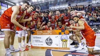 Imatge de:El Baxi Manresa entra a la Copa per la porta gran (87-72)