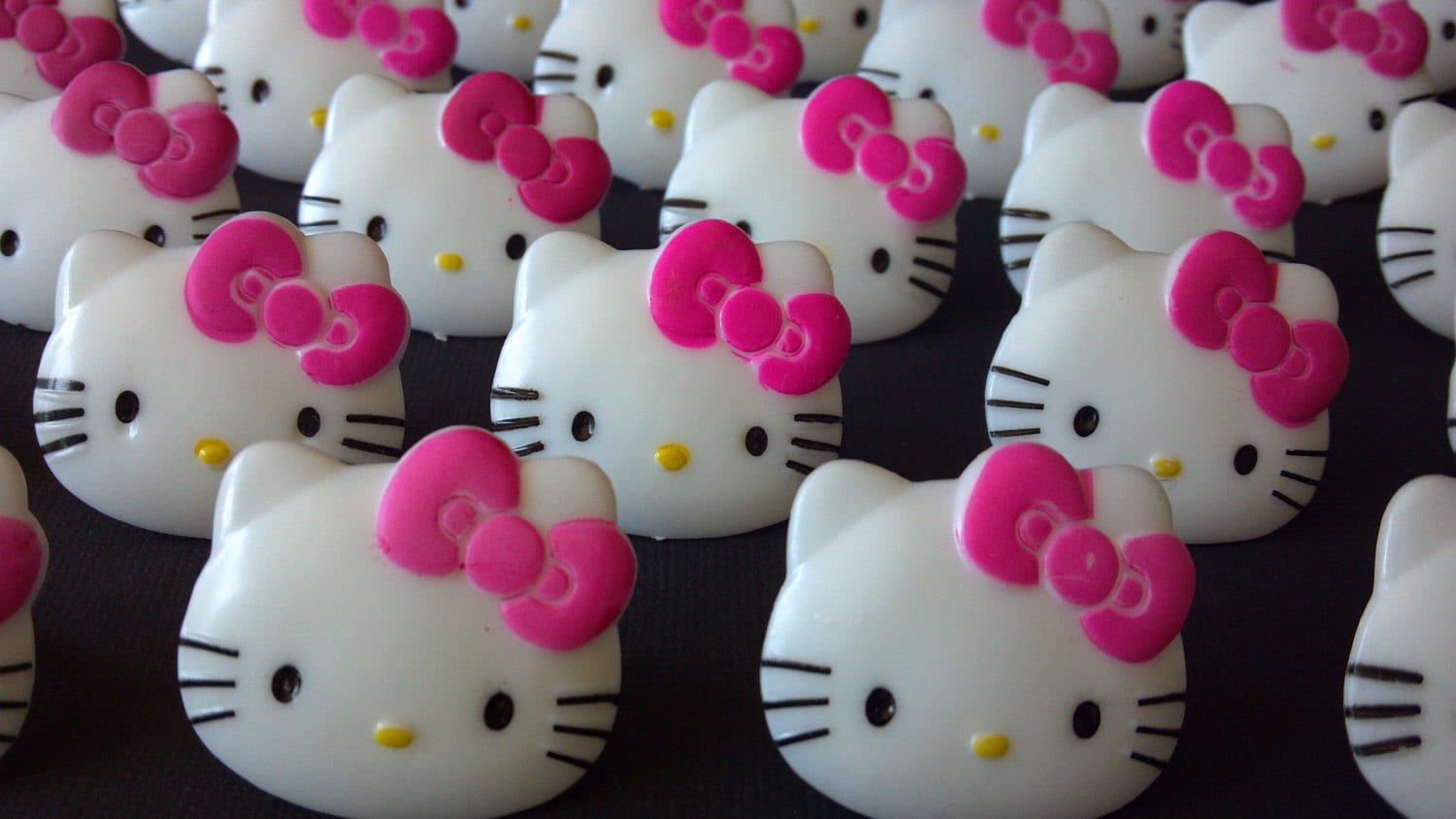 Hello Kitty Cake Decorations