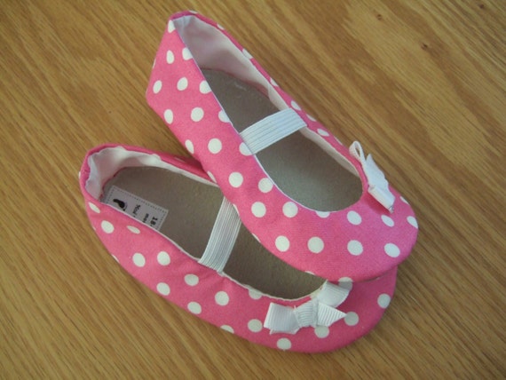 pink polka dot mary janes with bows for baby girls size 6/ 18-24 months