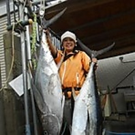 釣り魚は大特価サービス！