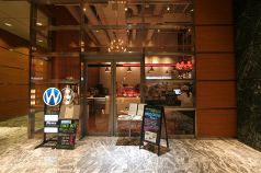 ワイアードカフェ WIRED CAFE NEWS 日本橋三井タワー店の写真