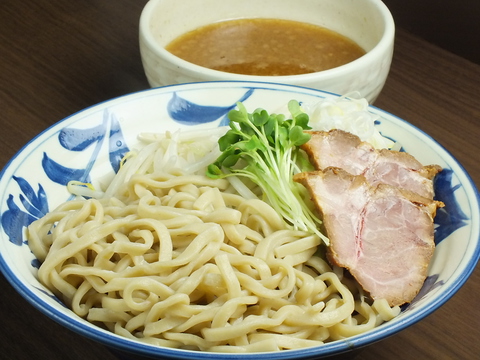 がっつり！！ボリューム満点のラーメンなら『豪麺MARUKO』