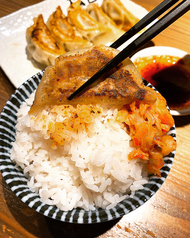 餃子居酒屋 松吉 まつきち 今出川店の写真