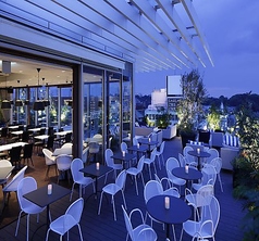 MEAL TOGETHER ROOF TERRACE ミールトゥギャザールーフテラス 枚方T-SITE店の雰囲気1