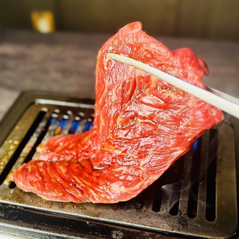 食べ放題2000円～！津田沼で人気の国産和牛の焼肉ホルモン酒場♪卓上サワー付♪