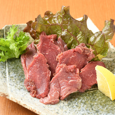 臭みなし！上質な馬肉の繊細な味わい