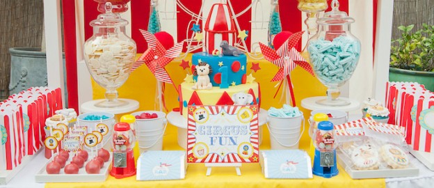 Circus themed birthday party via Kara's Party Ideas KarasPartyIdeas.com Stationery, cake, decorations, banners, food, and more! #circus #circusparty #circuscake (2)