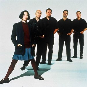 Аватар для 10,000 Maniacs