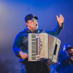 'Tarcísio Do Acordeon' için resim